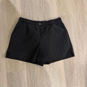 SOLDAlo Yoga Pinstripe Daylight Boxer Short